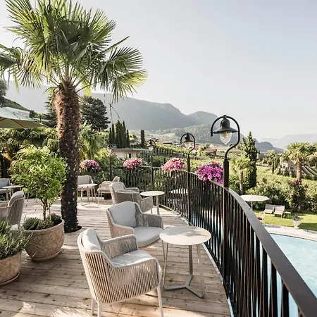 Lagrein Hotel