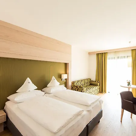 Lagrein Hotel